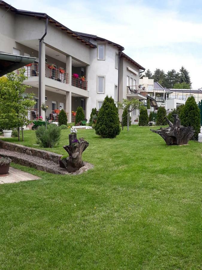 Simica Cose Lägenhet Vrdnik Exteriör bild