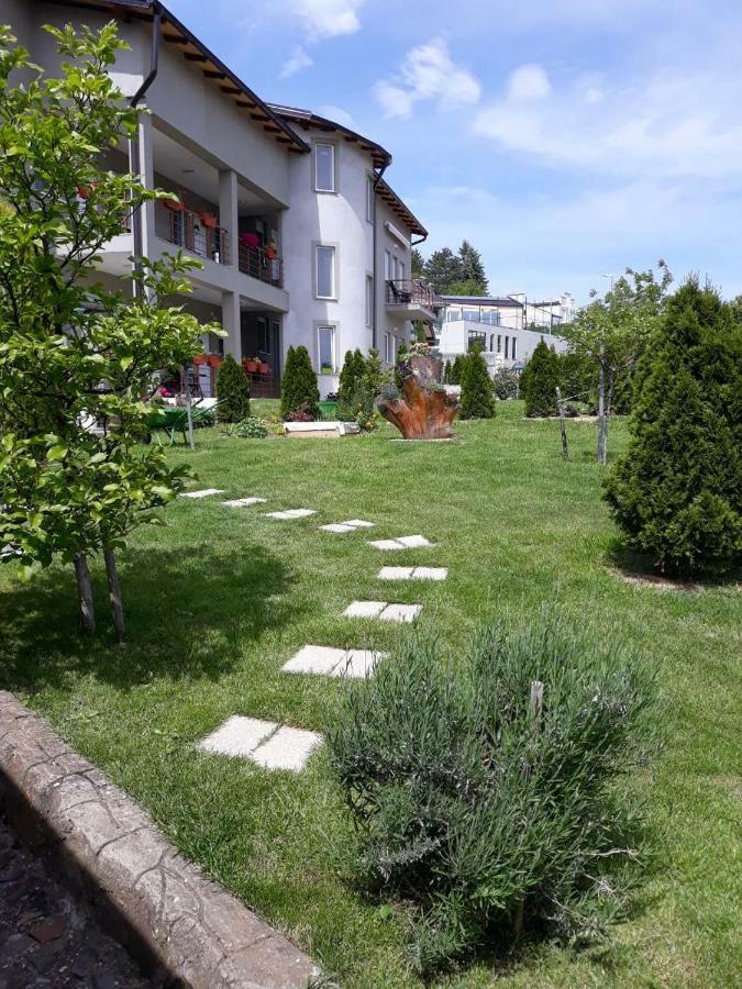 Simica Cose Lägenhet Vrdnik Exteriör bild